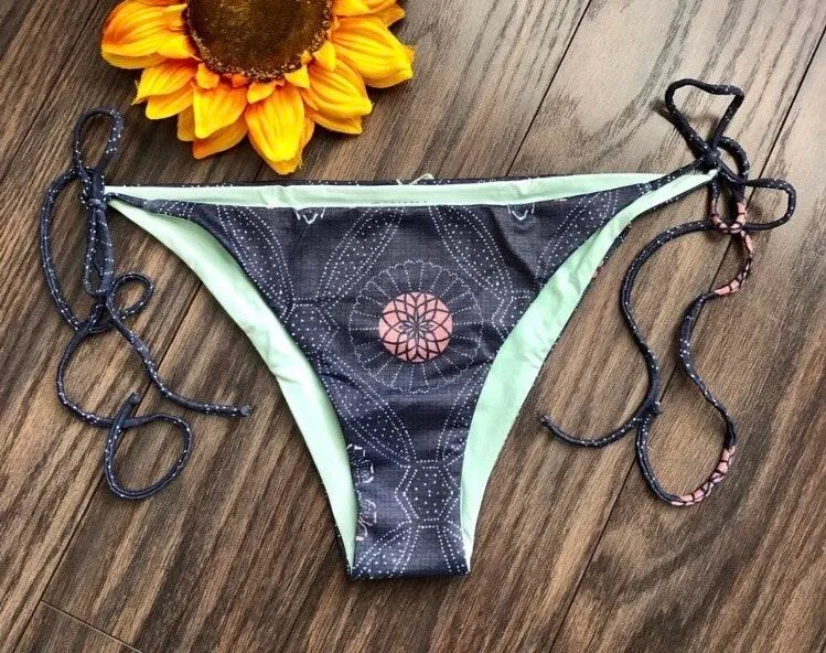 TAVIK JAX YOKOTA FLORAL Side Tie Bikini Bottoms LARGE - Image 3