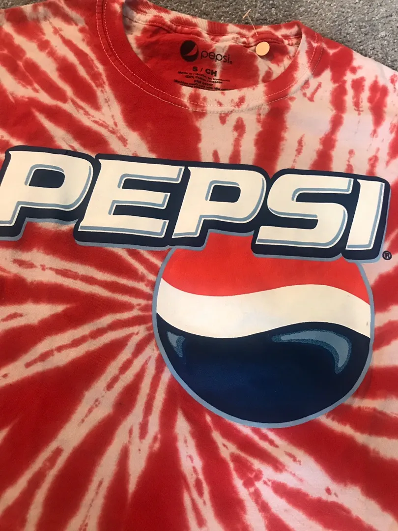 Cropped Pepsi T-shirt  - Image 2