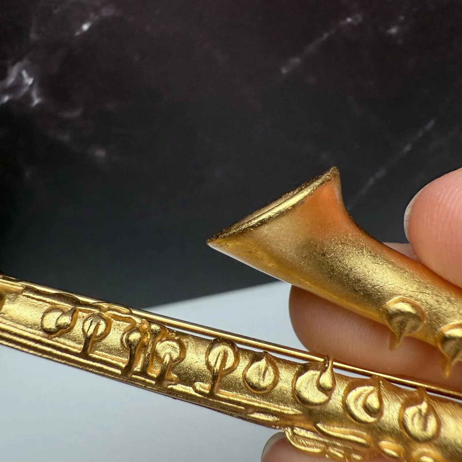 Signed KJL Gold Tone Saxophone Musical Instrument Brooch Pin Kenneth Jay Lane - Image 6