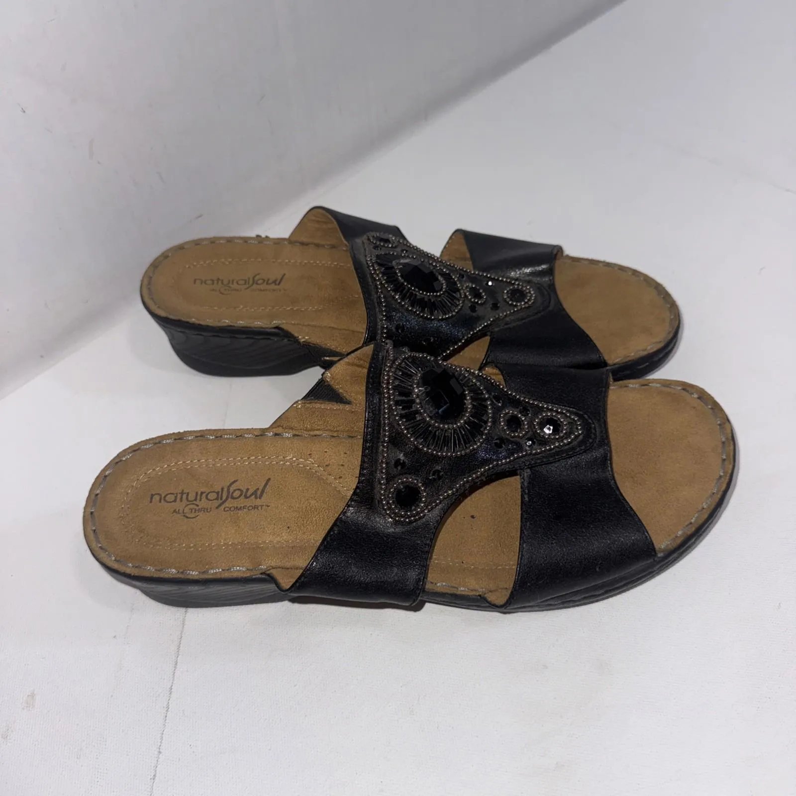 Natural Soul Black Wedge Beaded Sandals Slip on Shoes All Thru Comfort 11M Size 11 - Image 3