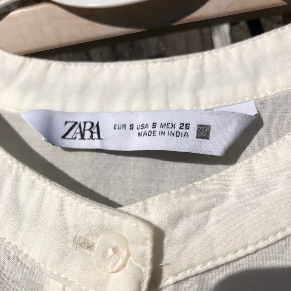 Zara White Embroidered Long Sleeved Loose Blouse S - Image 7