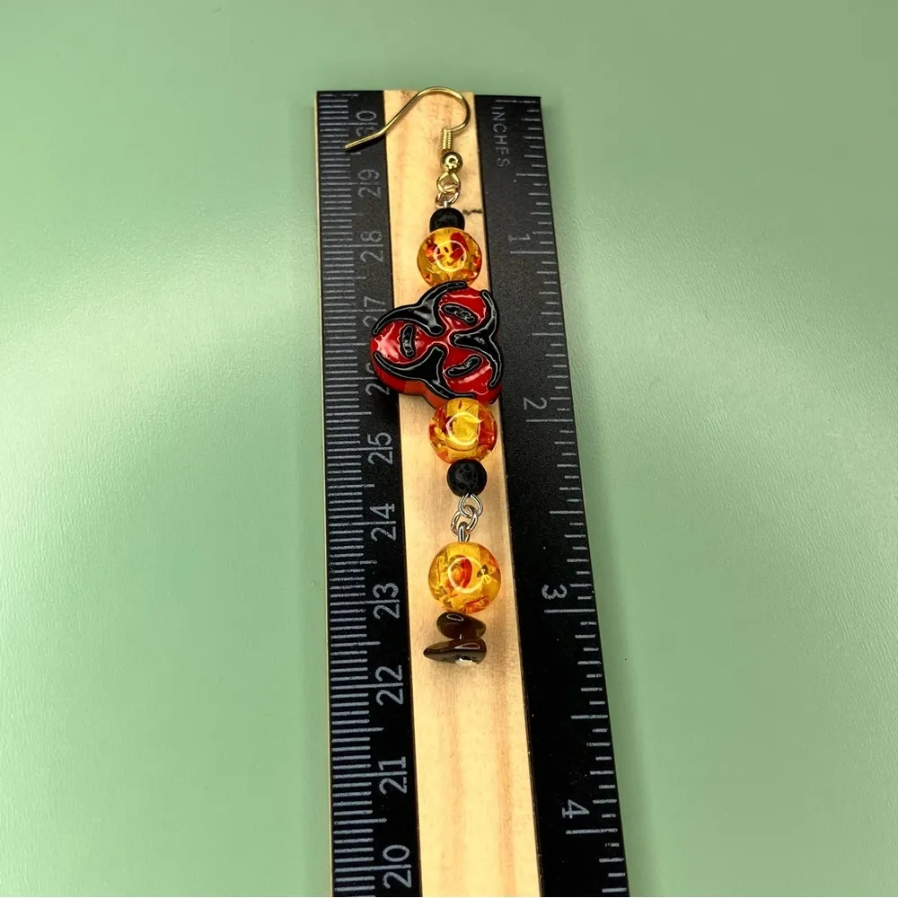 Red Biohazard Symbol Beaded Earrings Handmade - Image 4