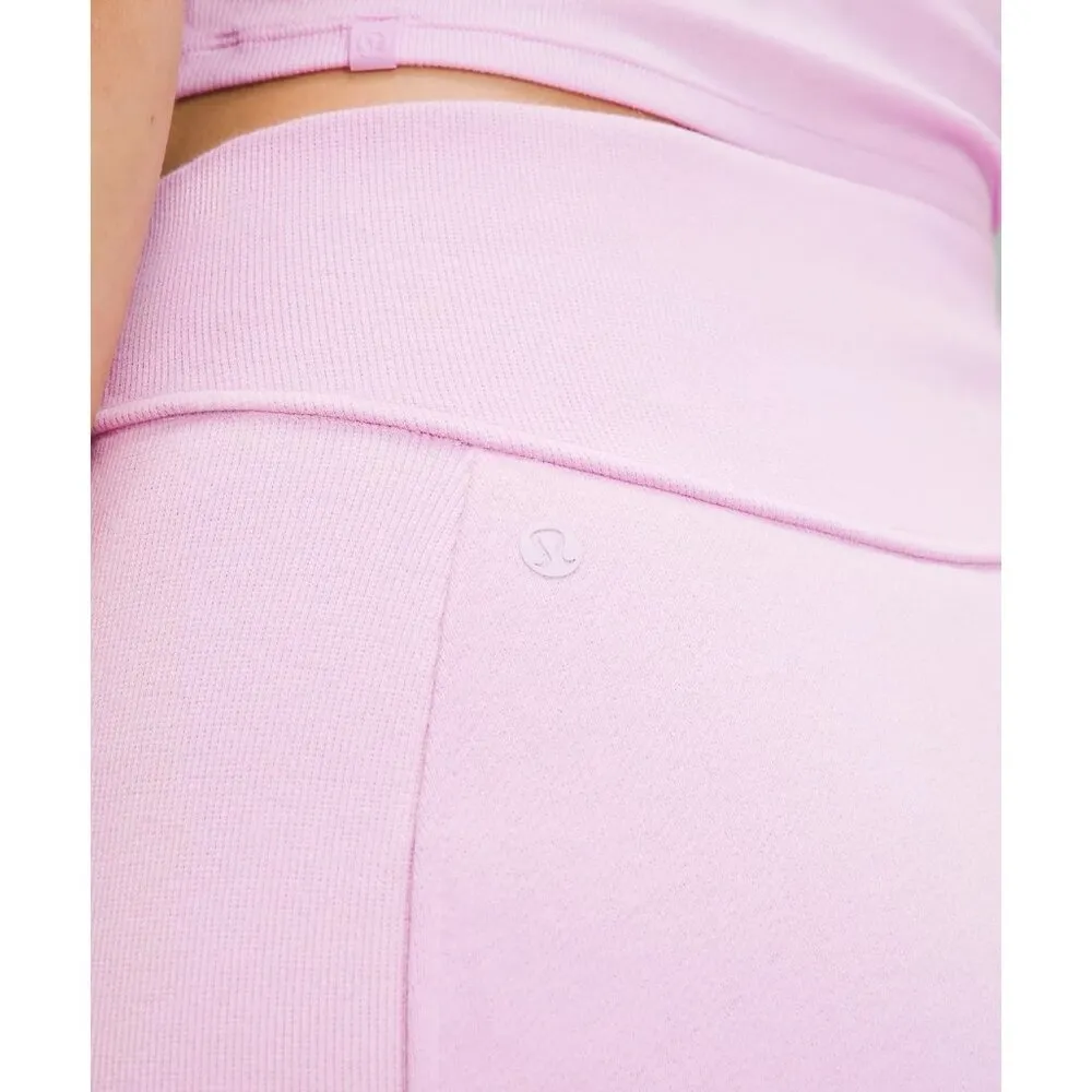 LULULEMON Scuba High Rise Vitapink Mini Skirt Sz S NEW New with tags never worn - Image 4