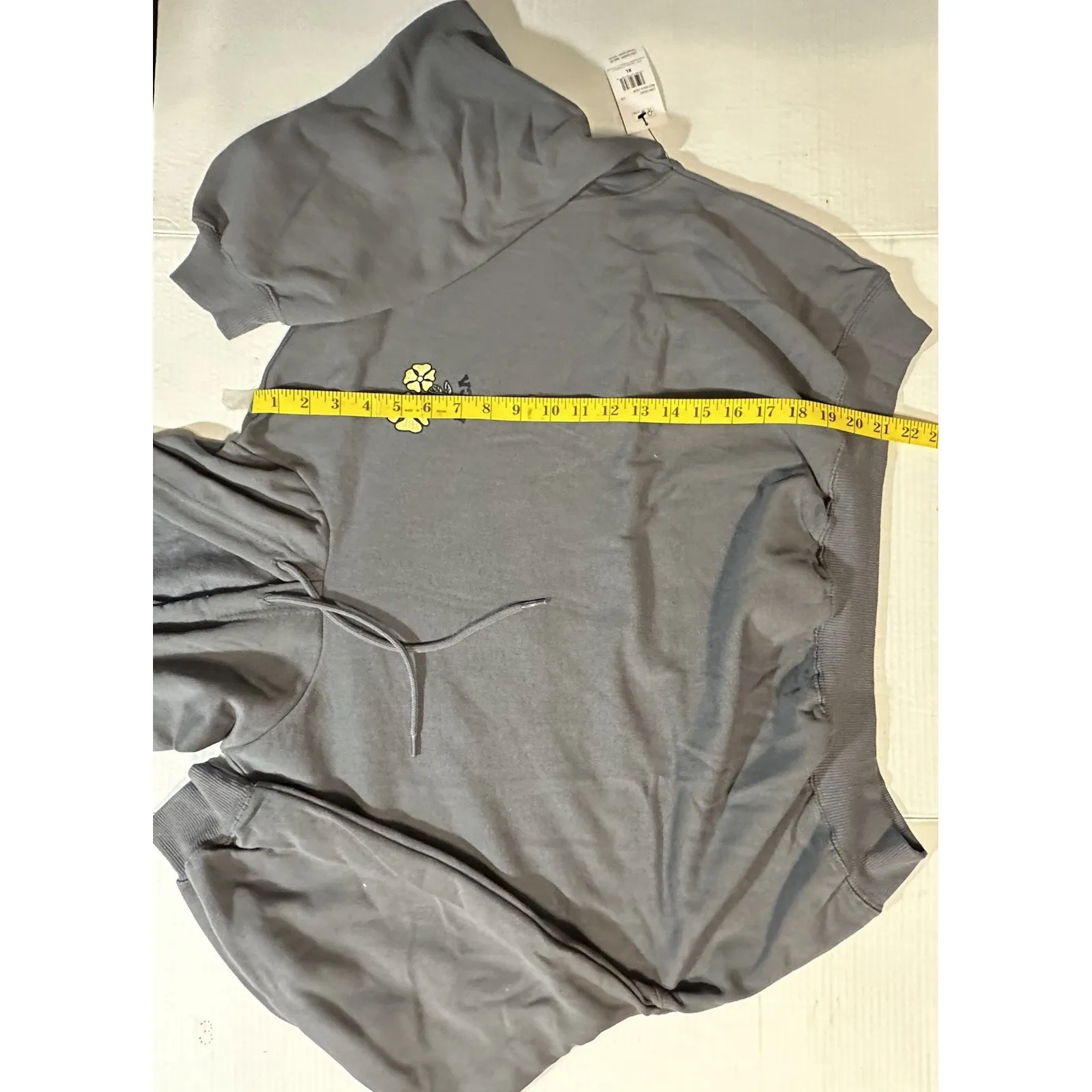 RVCA Gray Floral Graphic Kick Back Crop Hoodie Dolman Sleeve Casual Womens Sz XL - Image 6