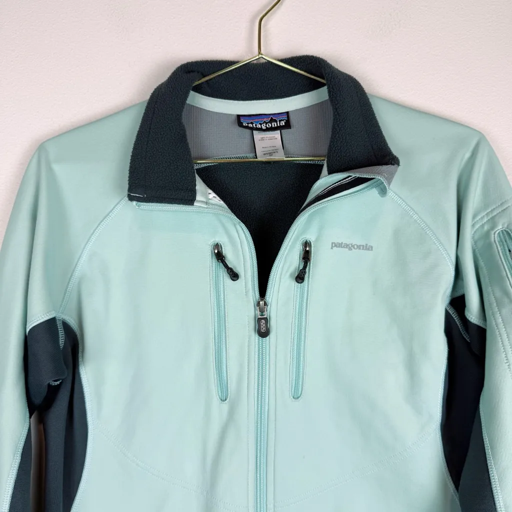 Patagonia Women’s Wind Shield Jacket Mint Green Size Medium - Image 4