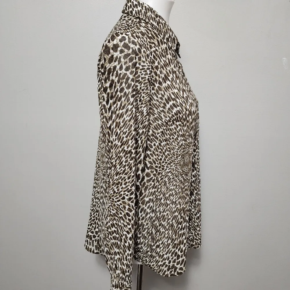 Liverpool Brown Animal Print Inverted Pleat Button Down Size Medium - Image 3