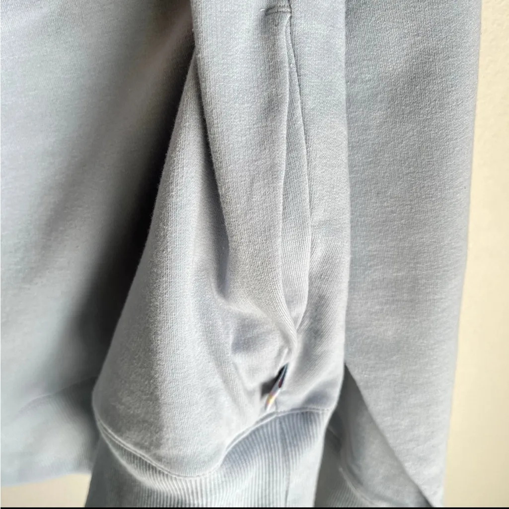 Fila Sweatshirt Silver Blue with Pockets XL - Image 4