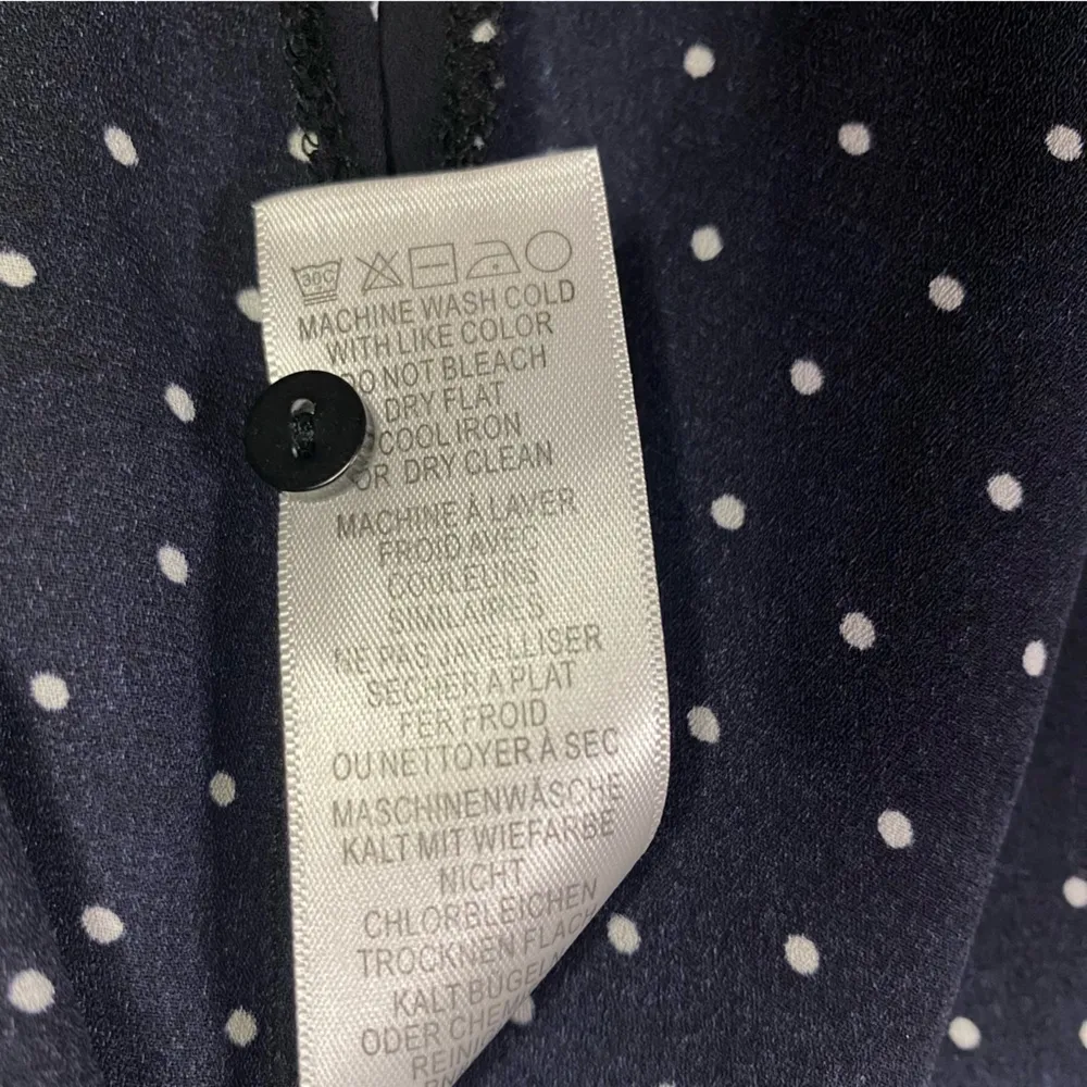 Adrianna Pappell polka dot navy blue wrap blouse SMALL lightweight long sleeve - Image 6