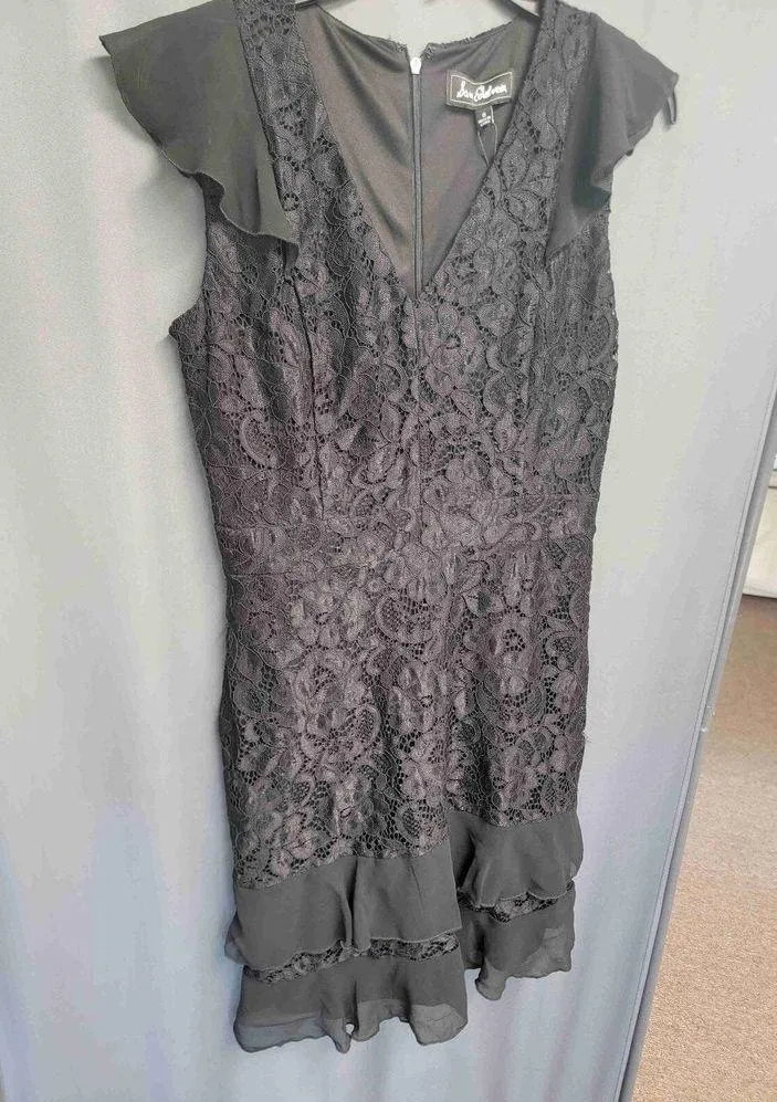 Sam Edelman Black Lace Ruffle Hem Cap Sleeves Cocktail Dress Size 8 b57 - Image 3