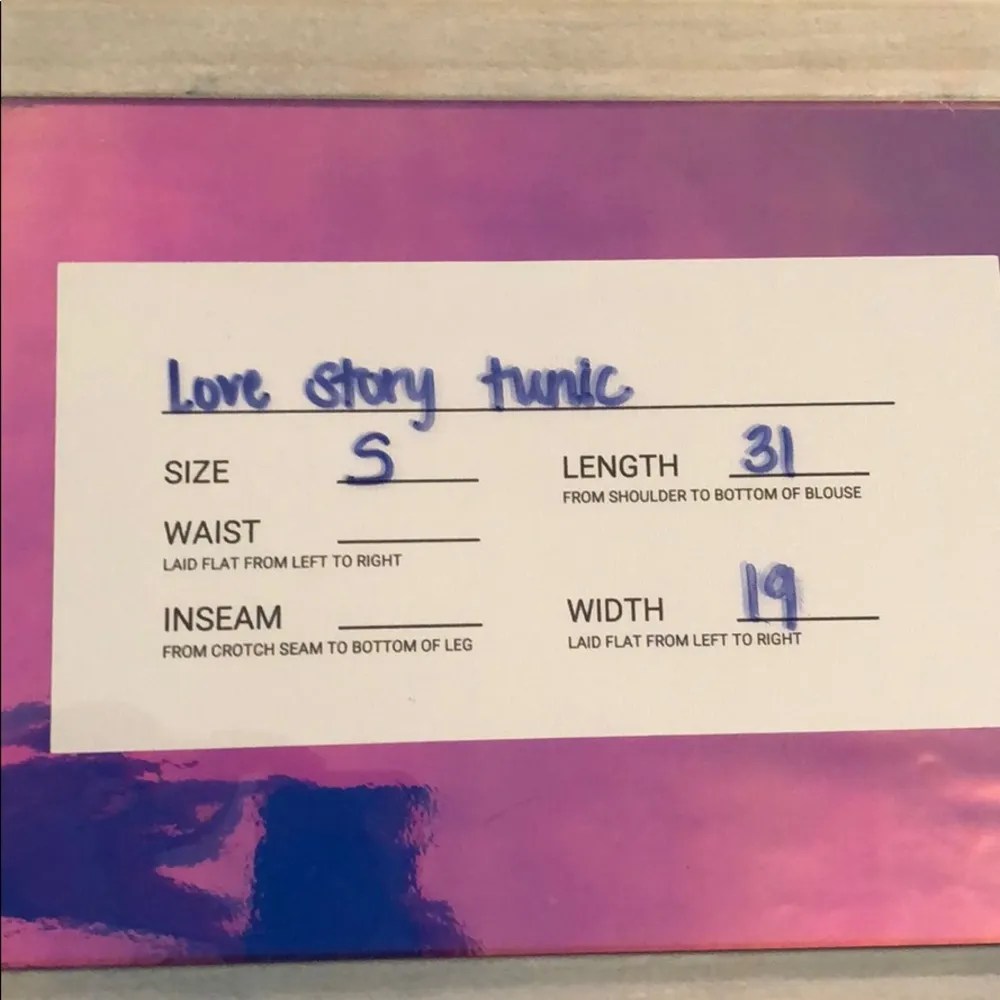 🛍HOST PICK🌟Fabulous ls blouse with semi sheer flutter sleeves - Image 3