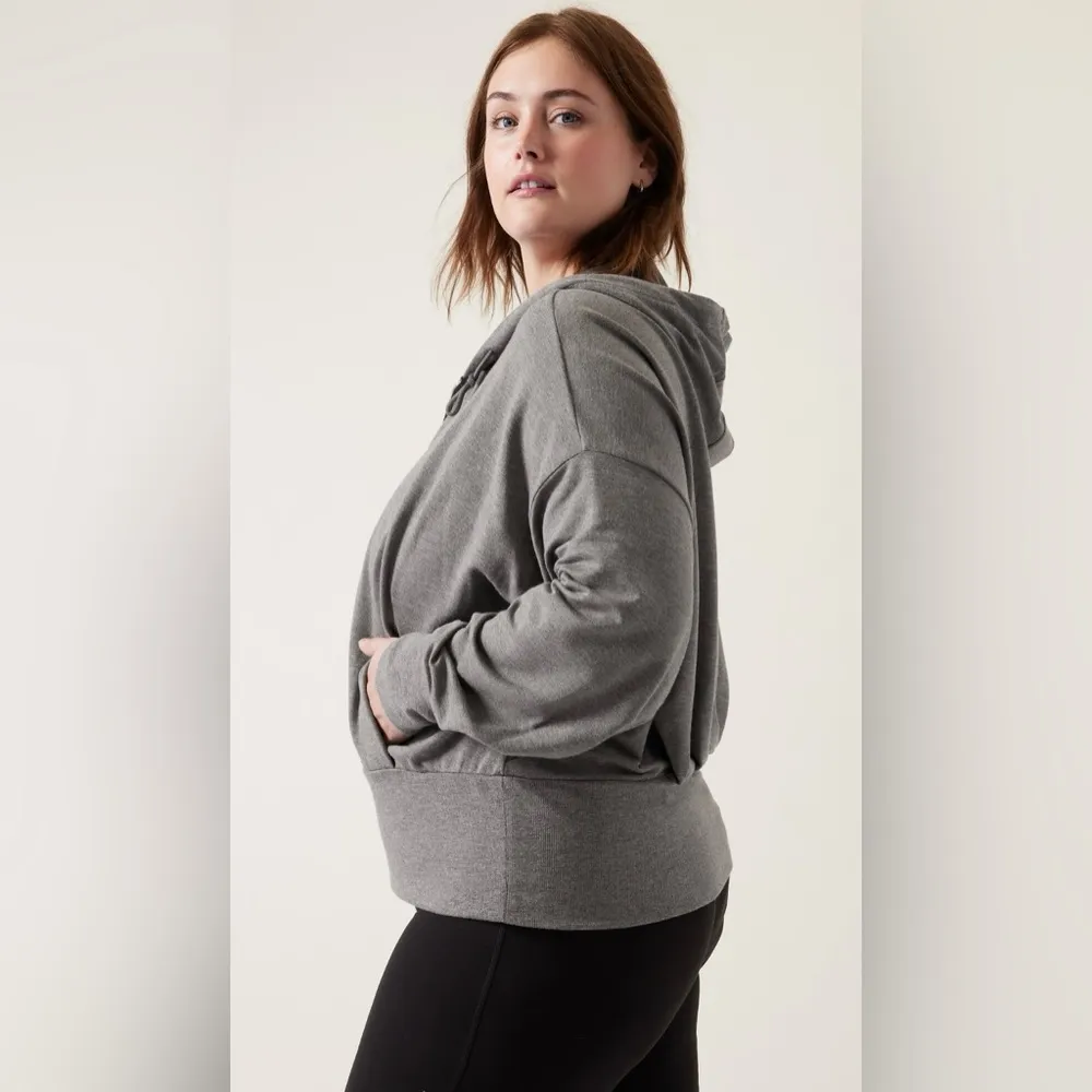 NWT Athleta Balance Hoodie Sweatshirt Full Zipper Grey Size Large - Image 2