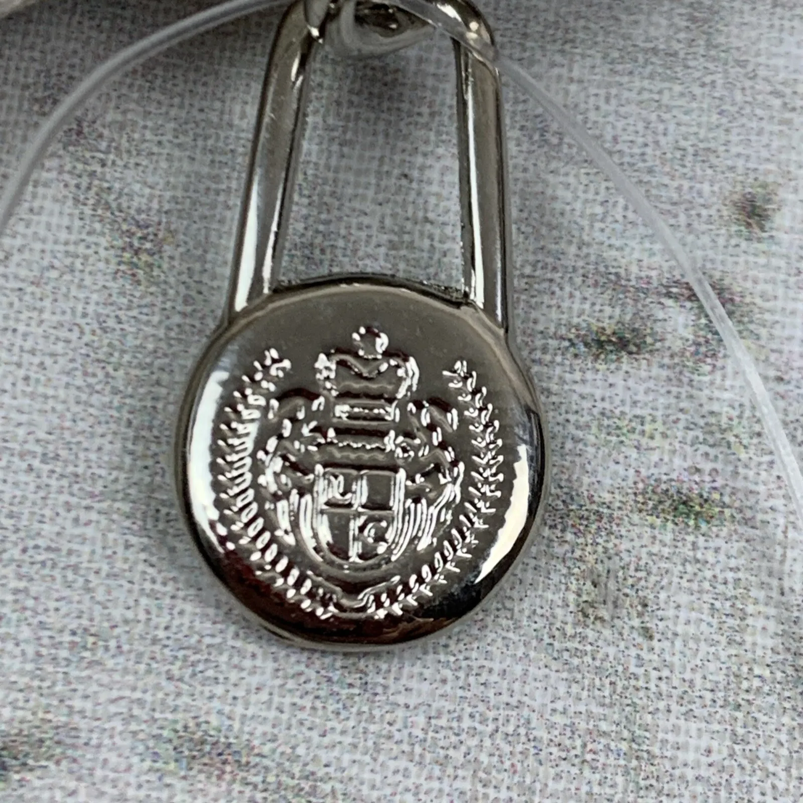 Liz Claiborne‎ Floral Wristlet Pouch Coin Purse with Original Box - Image 4