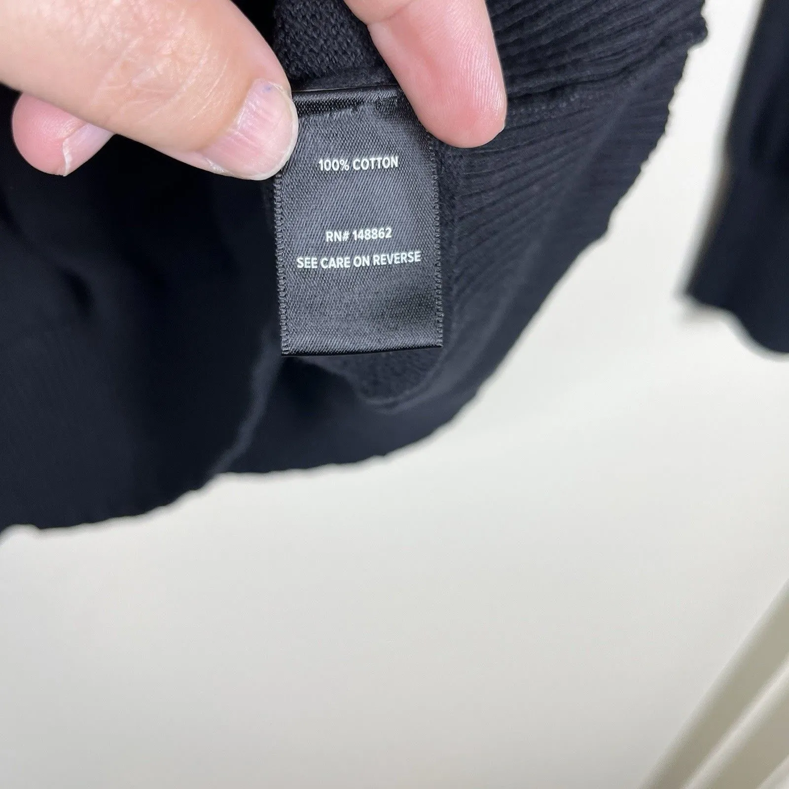 Torrid  Size 0 Cotton Pullover Lip Print Raglan Sweater Black Red Pullover Sz 0X - Image 4