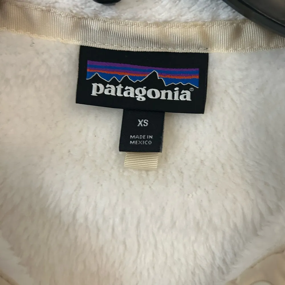 Patagonia Cream Women's Sweater - Image 4