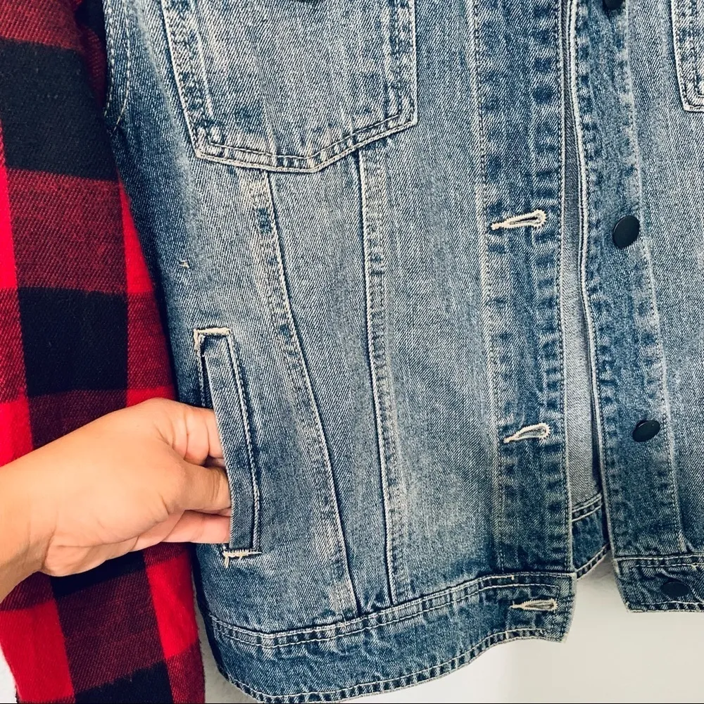 Forever 21 Denim Jacket Size M - Image 5