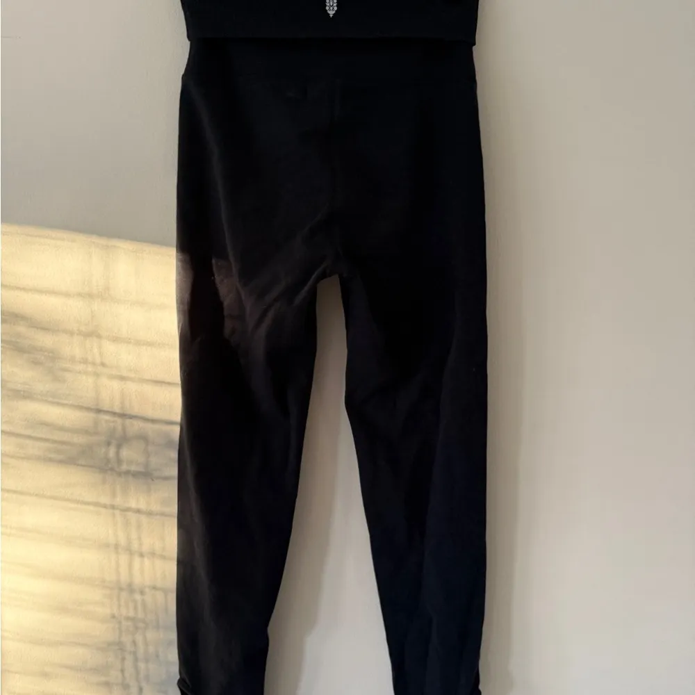 Free people fold over leggings - Image 4