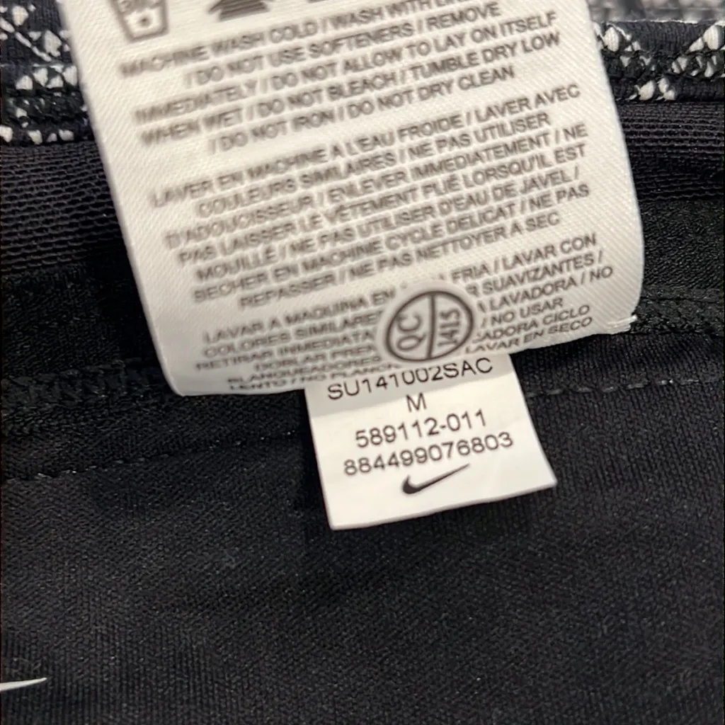 Nike  Dri-Fit Reflective Leggings - Image 4