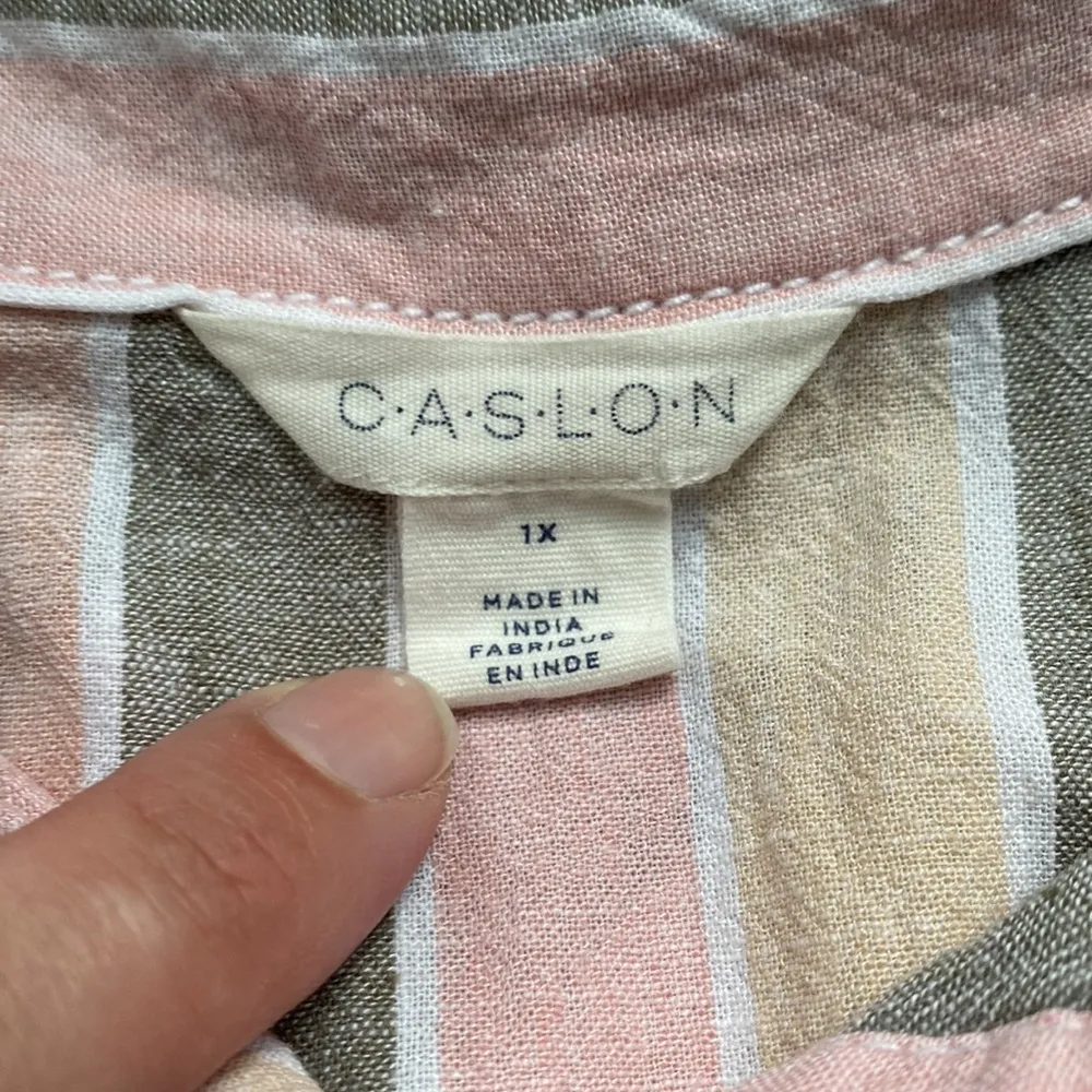 Caslon Nordstrom linen striped button down shirt, size 1X - Image 2