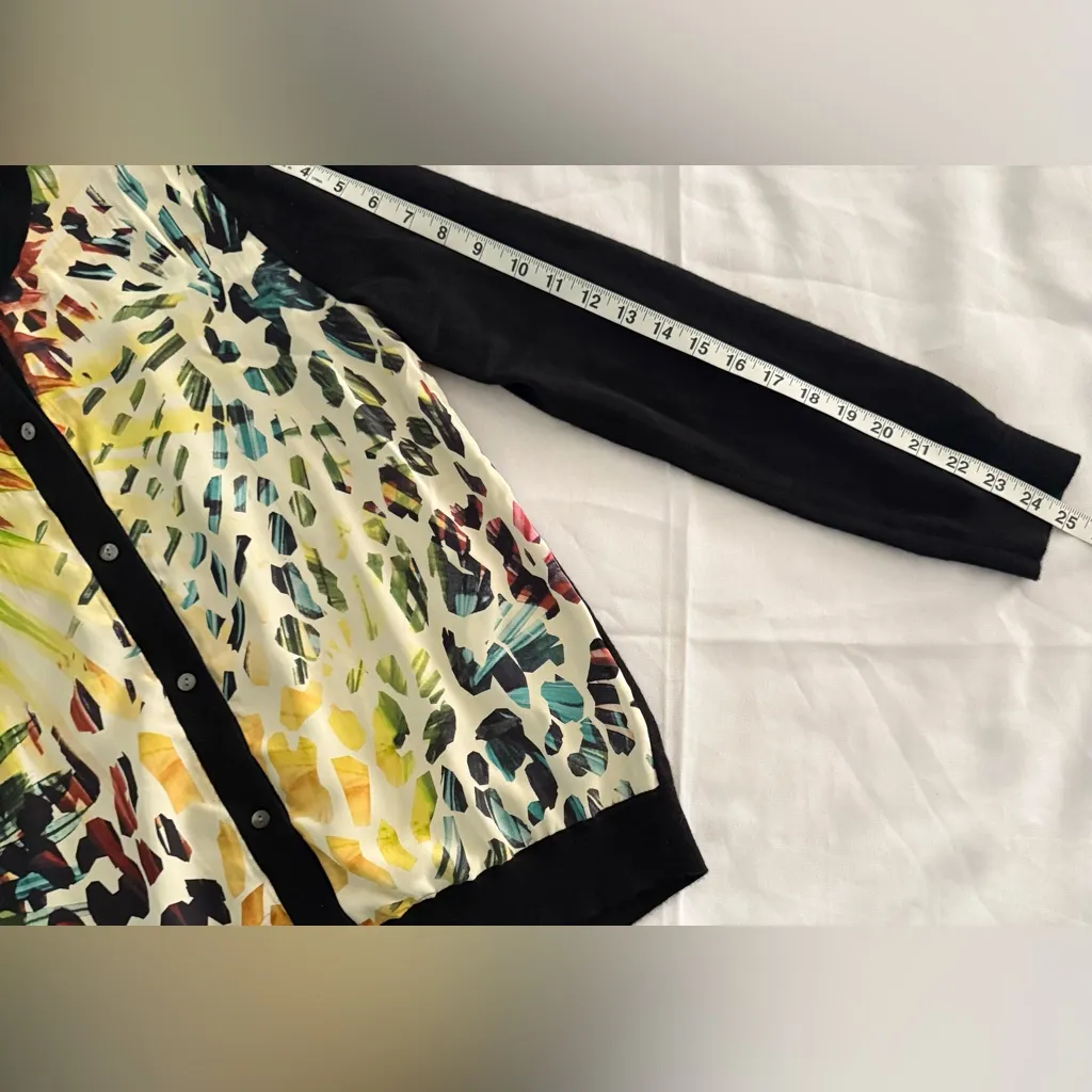 Neiman Marcus Women's Cashmere Silk Cardigan Lightweight Sweater Tropical M - Image 8