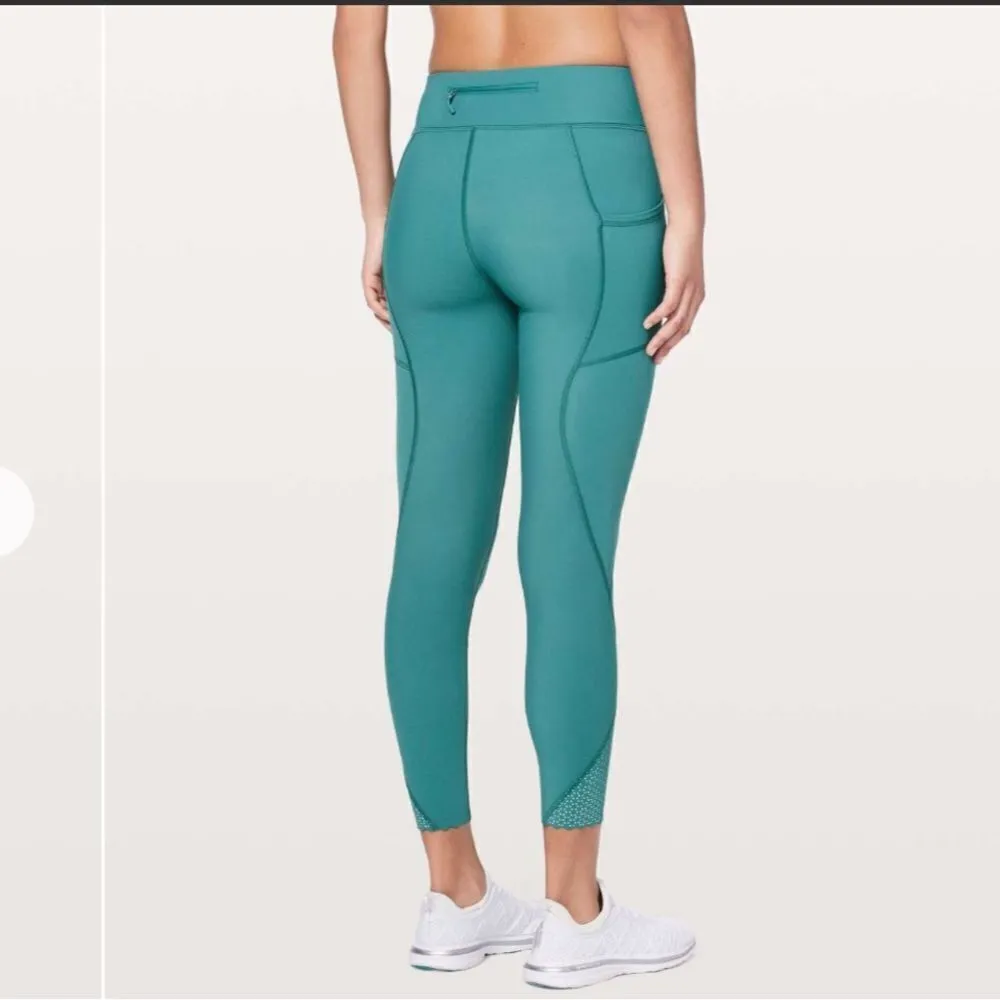 Lululemon Tight Stuff Tight II 25"
Deep Cove - Image 2