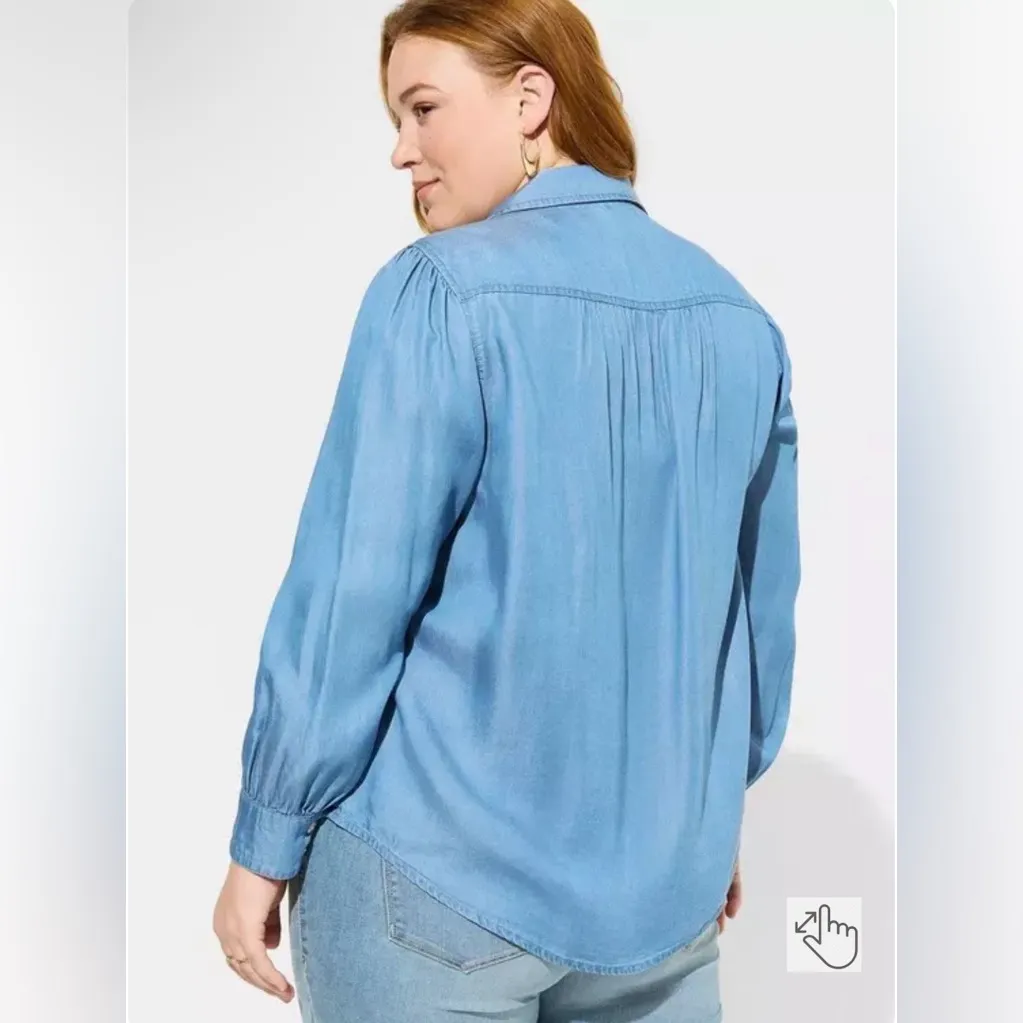 Torrid  Medium Wash Chambray Button Up Shirt - Image 3