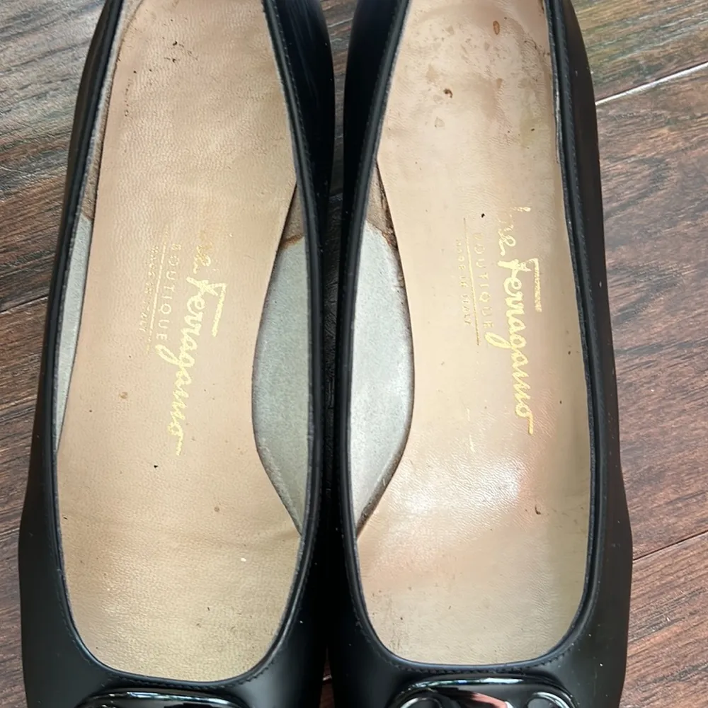 Ferragamo Flats Size 7 - Image 5