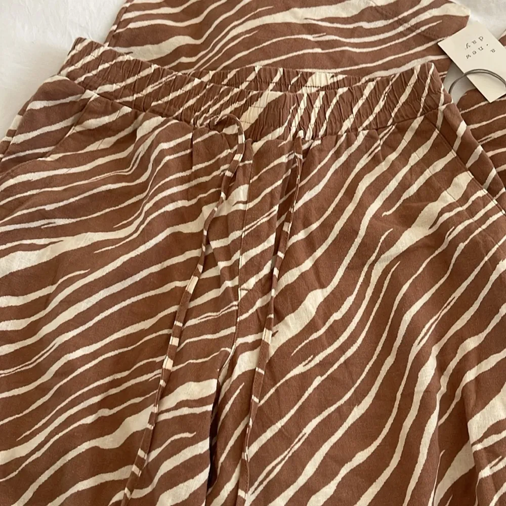 COPY - Zebra Linen Pants - Image 3