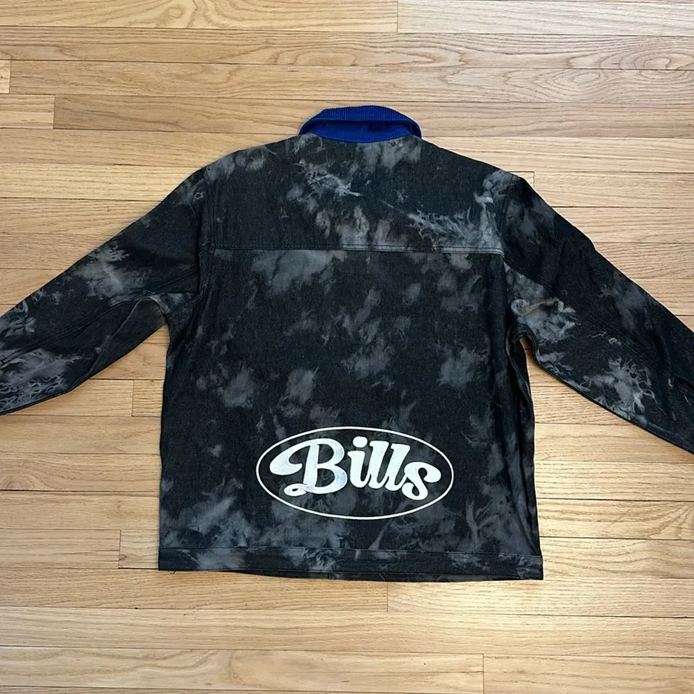 NWT NFL x The Wild Collective Buffalo Bills women’s tie-dye denim jacket - Image 10