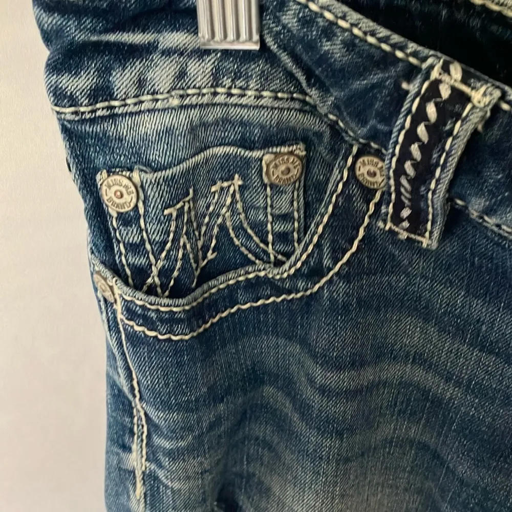 Miss Me: Tulip Color (X1019ER) Distressed Blue Jeans- Easy Boot- 28 - Image 15