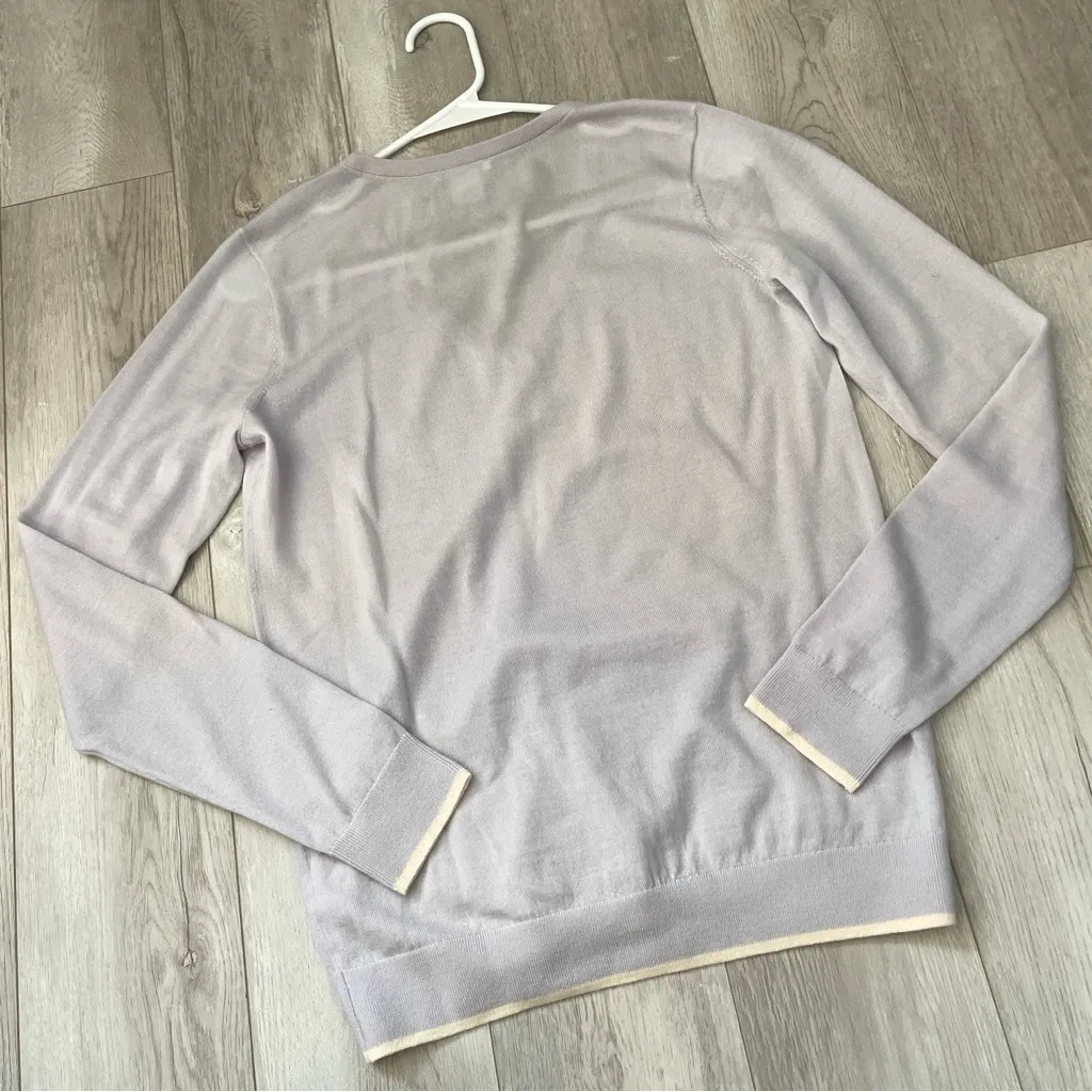 Club Monaco Sweater cashmere v neck womens Purple (medium) classic preppy office - Image 4