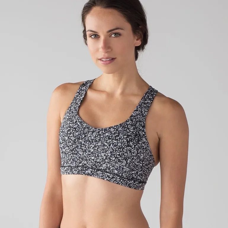 Lululemon Free To Be Serene Bra Daisy Dust Alpine White Black - Image 6