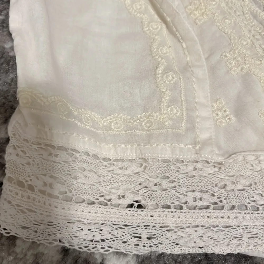 American Eagle Outfitters Crop Top - Image 3