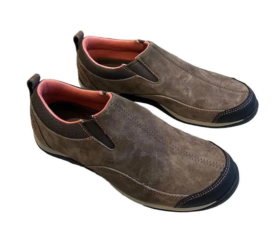 L.L.Bean  Split Toe Slip On Suede Mule - Image 4