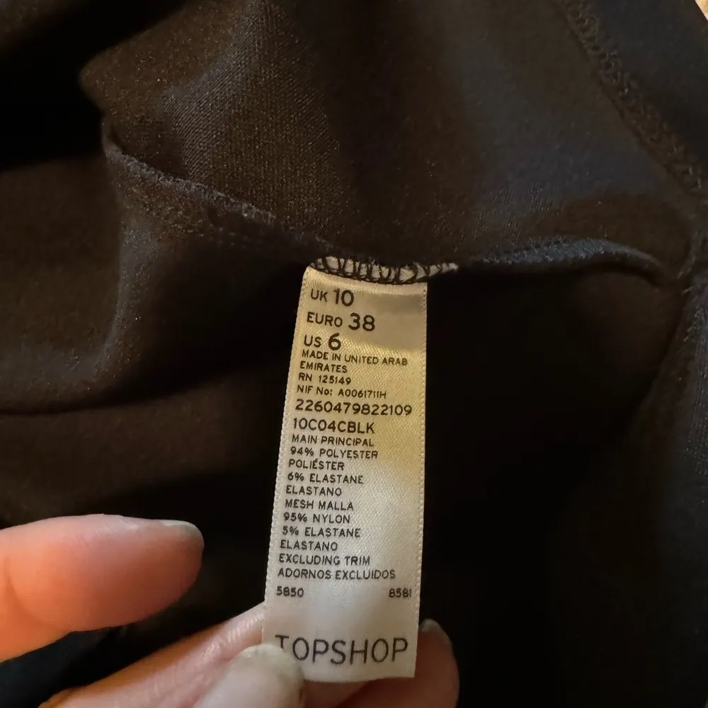 Top Shop Size 6 super‎ cute black cocktail dress! - Image 10