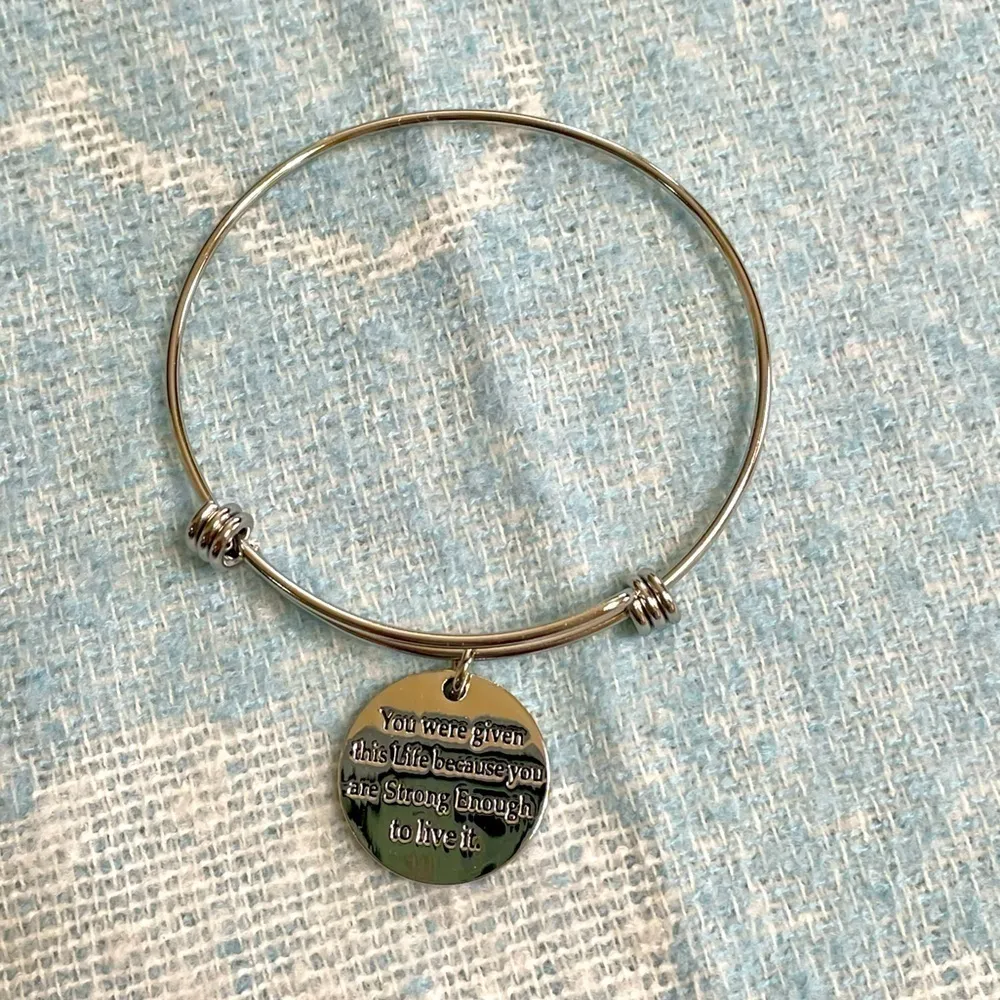 Bracelet with Dangle Charm New In Box Silver - Image 8