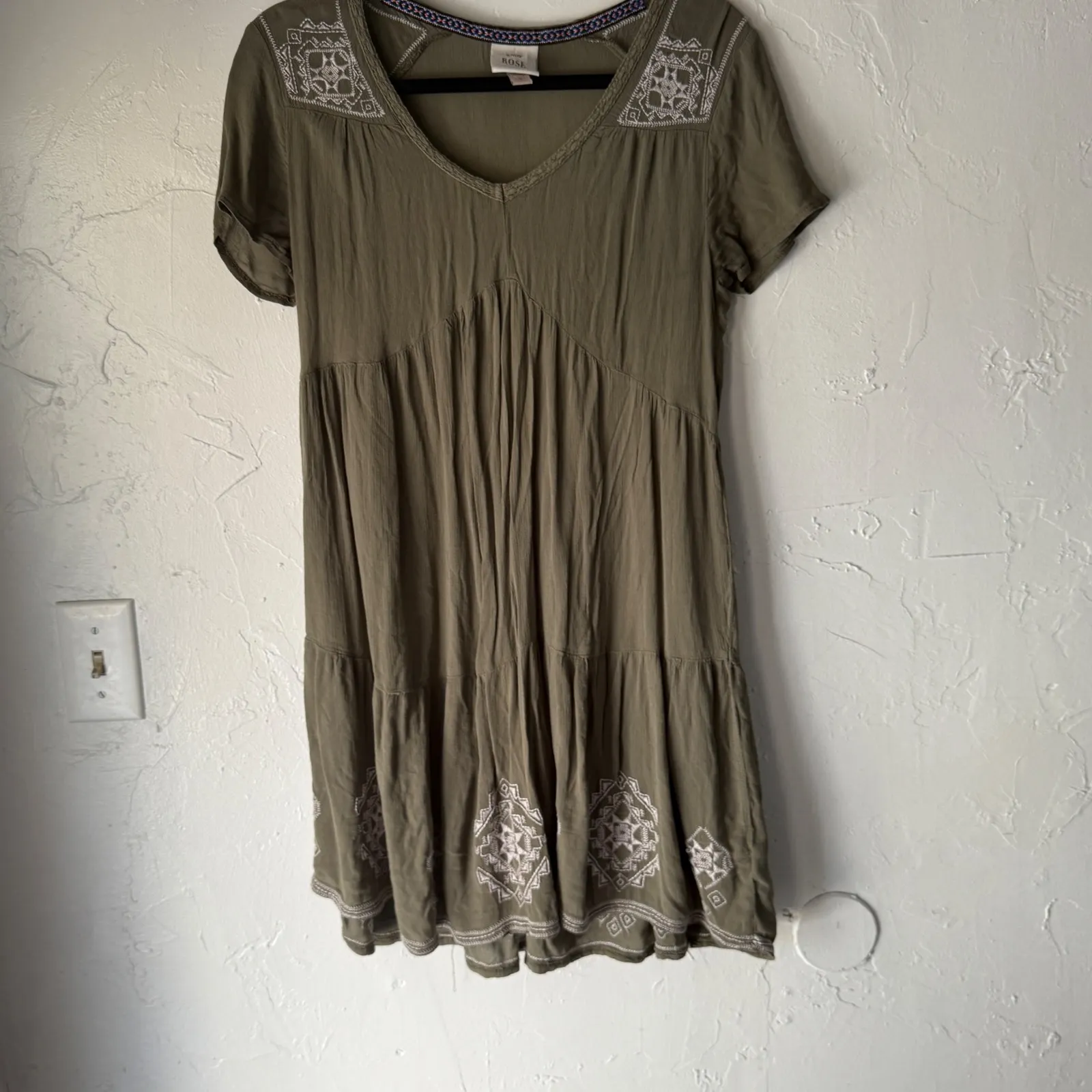 Knox Rose Dress Size S Olive Green Embroidered Boho Short Sleeve Boho Peasant‎ - Image 2