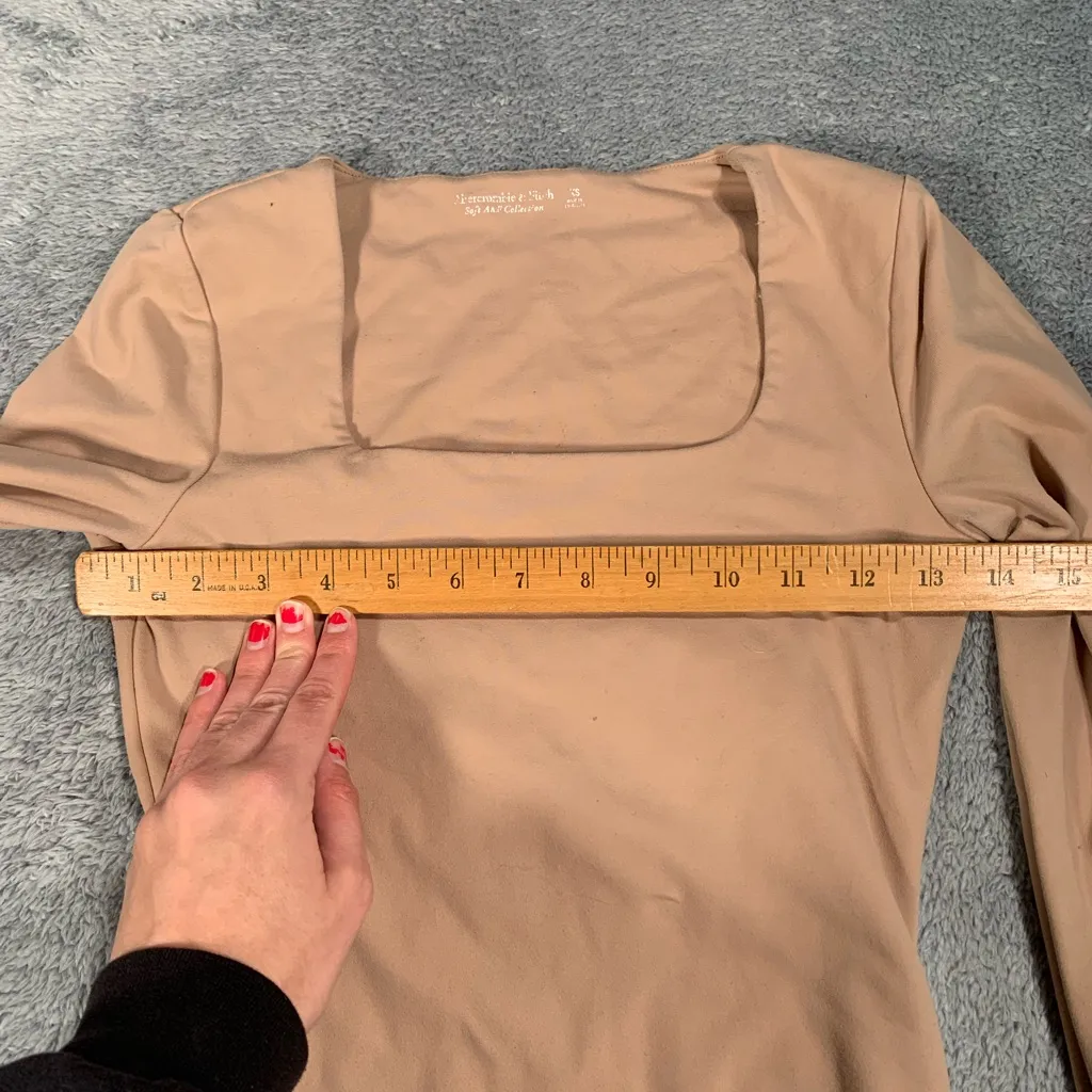 Abercrombie & Fitch Tan Long Sleeve Bodysuit - Image 7