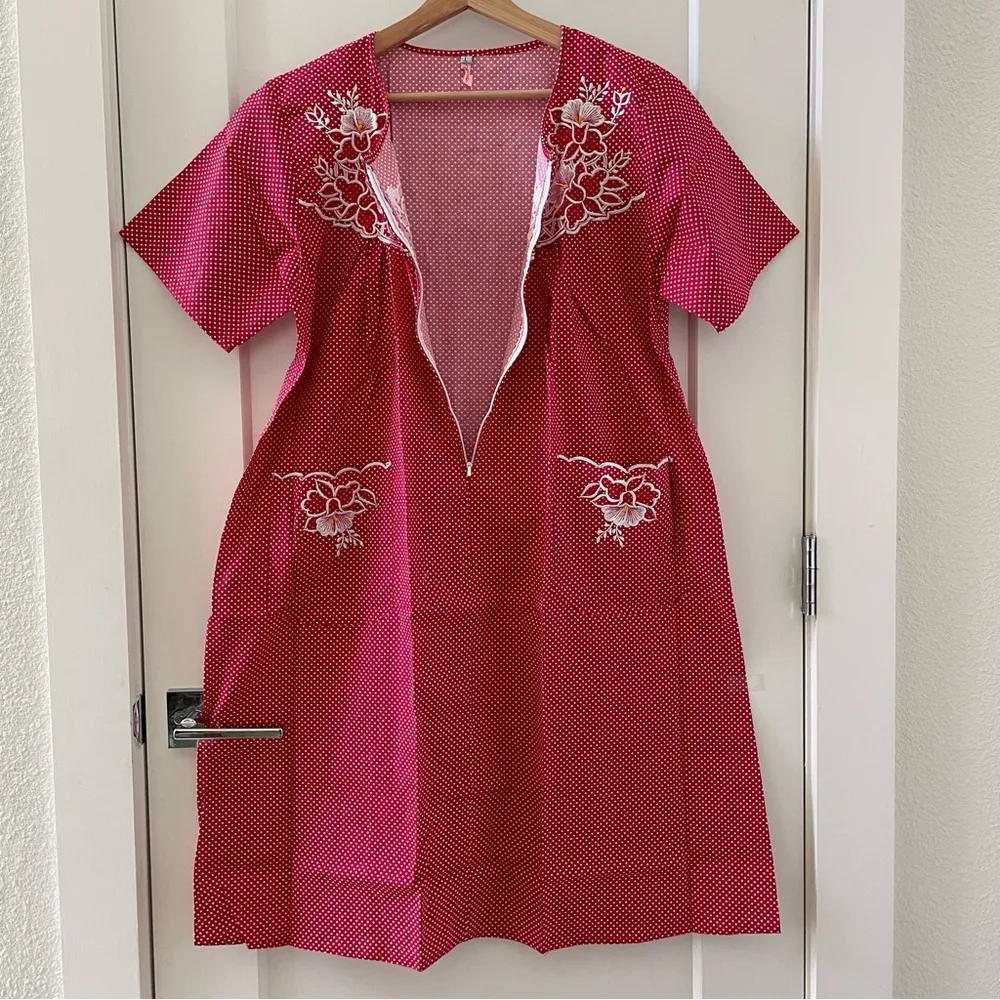 Nursing Dress Maternity Dress Breastfeeding Dress Embroidered Duster Size L NWOT - Image 2