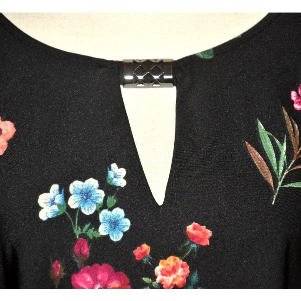 Investments Ladies XL Black Floral Long Bell Sleeve Tunic Blouse Top V-Neck - Image 3