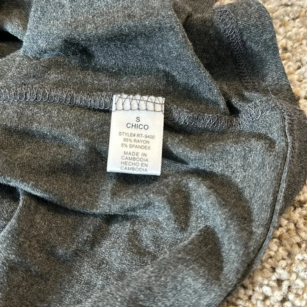 Zenana Outfitters Chico Elbow length Scoopneck Tee, Sie small, Like new - Image 6