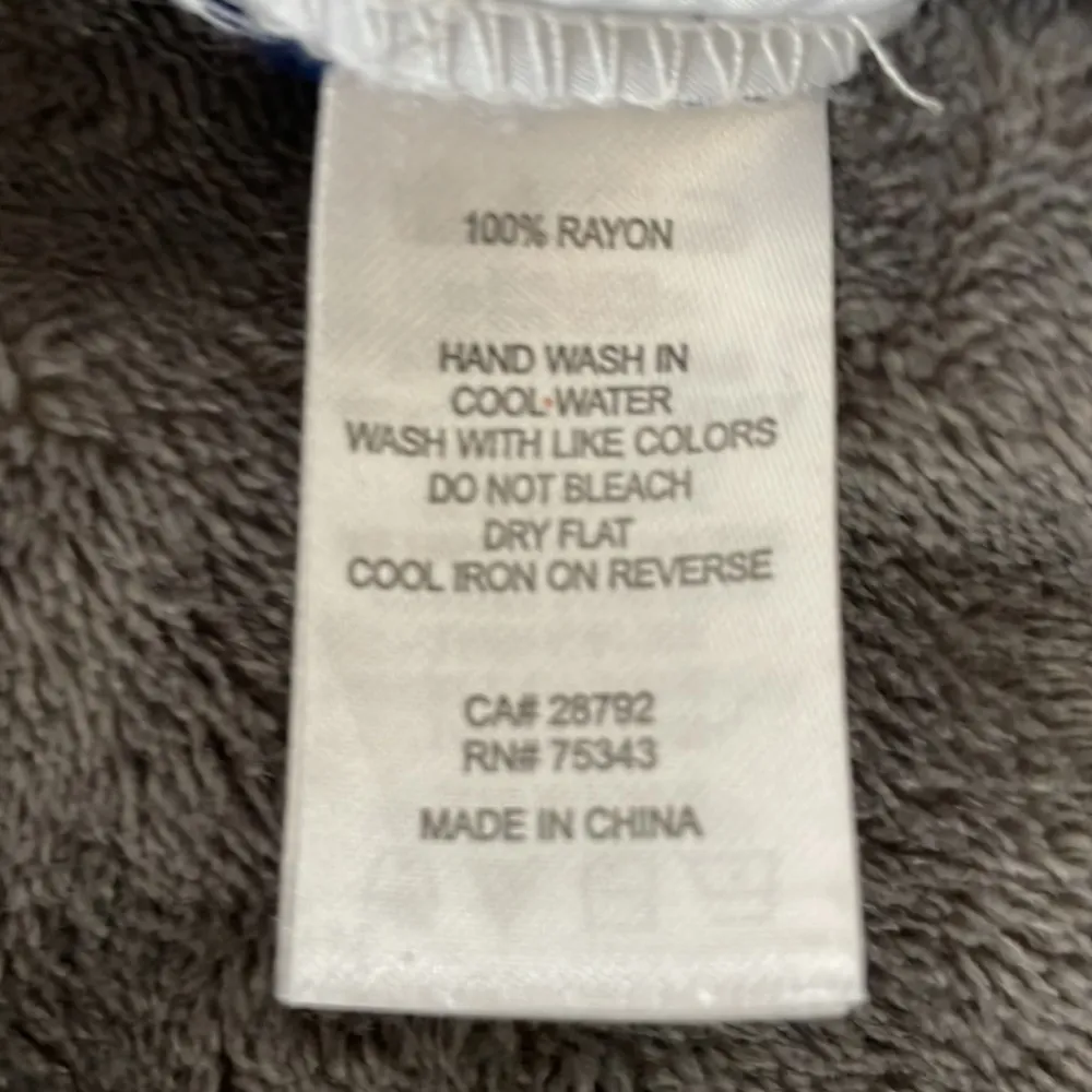 C & C California wide leg navy/white strip pant in womens medium. - Image 4