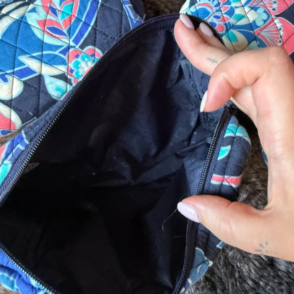 VERA BRADLEY Floral Quilted Cosmetic Bag Set - Image 7