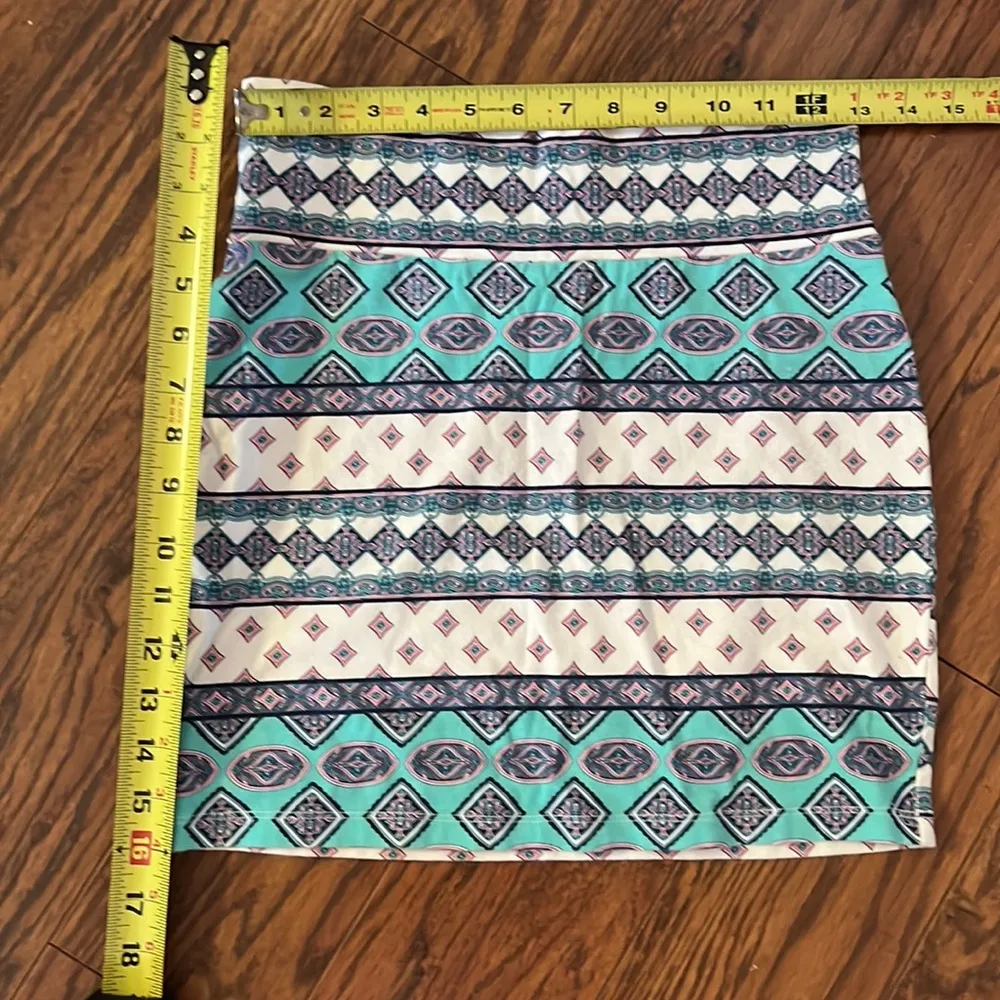 Charlotte Russe mini skirt - Image 2