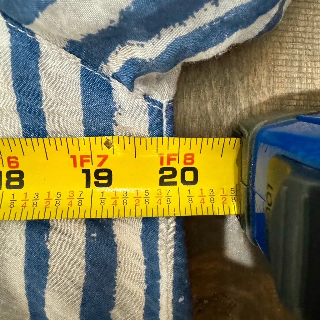 Multiples PM Petite Medium High-Low Textured Stripe Floral Top Lightweight - Image 10