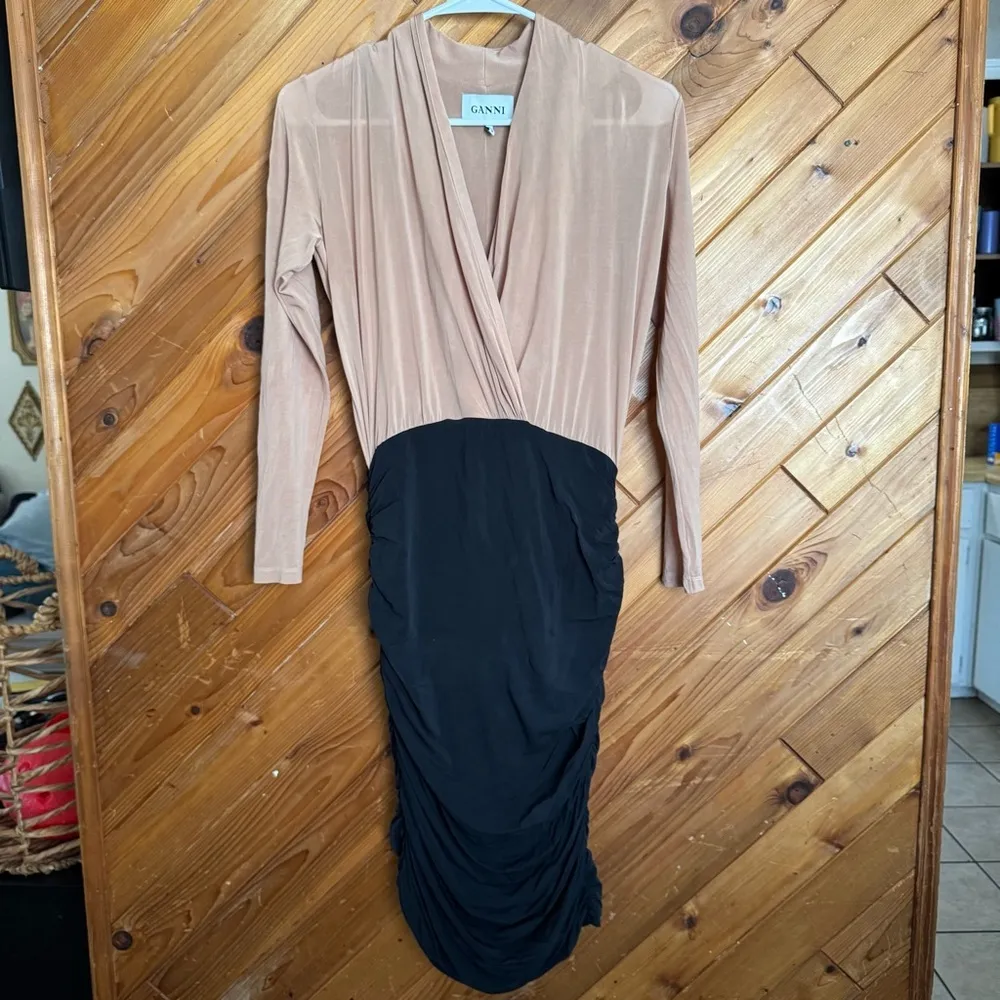 Ganni Tan and Black Long Sleeve Wrap Dress Size XS - Image 2