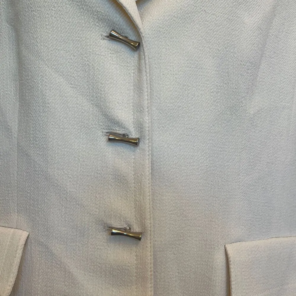 Kasper 8P Petite Cream 3 Button Silver Accent Work Office Blazer Jacket Seamed - Image 3