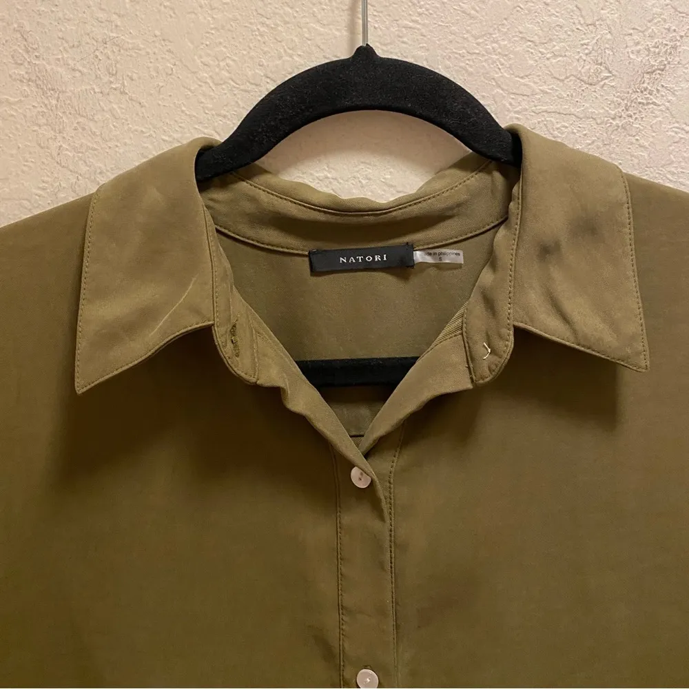 Natori Green Sanded Twill Long Sleeve Button Front Tunic Size S - Image 3