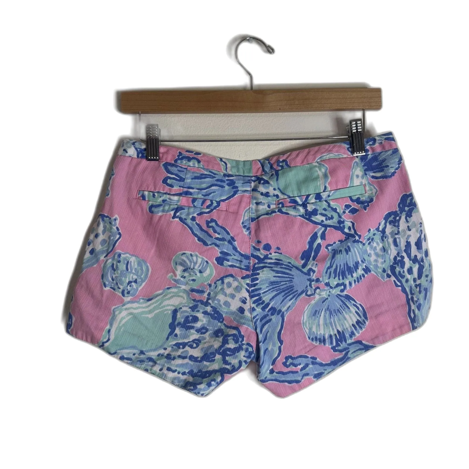 Lilly Pulitzer Shorts Womens 2 Pink Blue Seashell Print Seersucker Summer Beach - Image 6