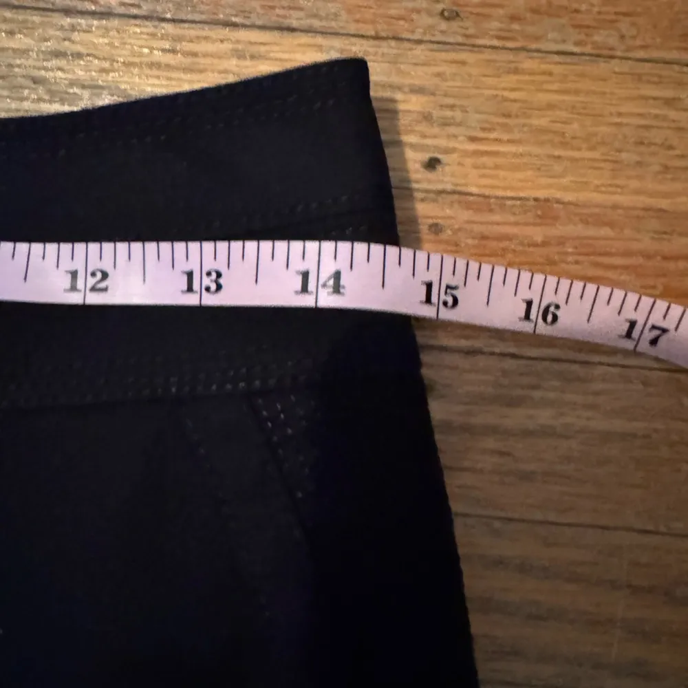 White House Black Market Perfect Form Black Pencil Skirt Size 2 - Image 7