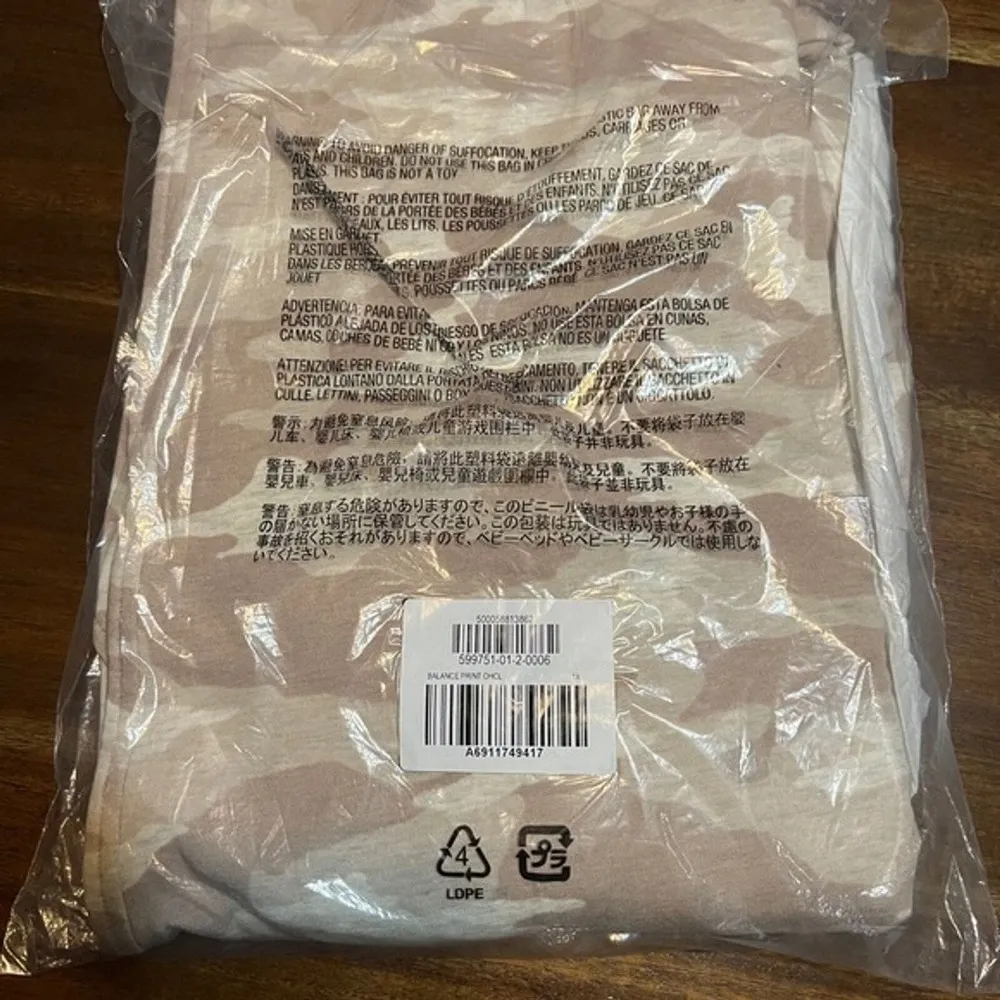 Athleta Pants Womens 1X Balance Jogger Oatmeal Camo Semi Fitted Plush Athleisure - Image 3